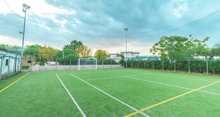 Villaggio 4 stelle Puglia con Impianti sportivi Polivalenti 