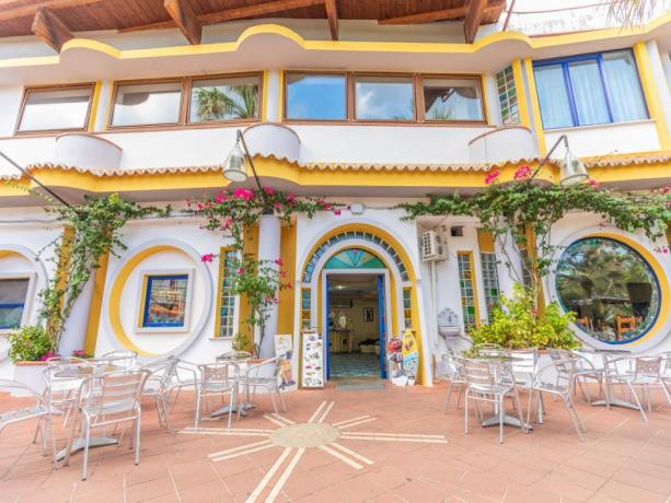 Bar al Hotel vicino al mare a Nicotera 