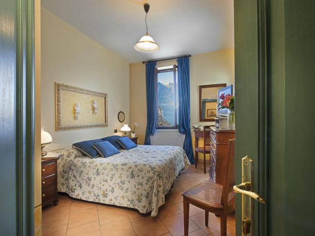 Camere matrimoniale Vista Lago di Garda