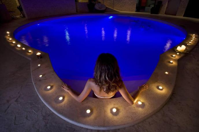 Resort con piscina riscaldata con Idromassaggio  
