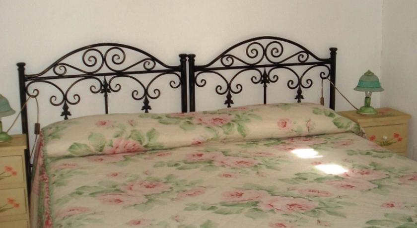 Camere con Bagno in Villa Baiera
