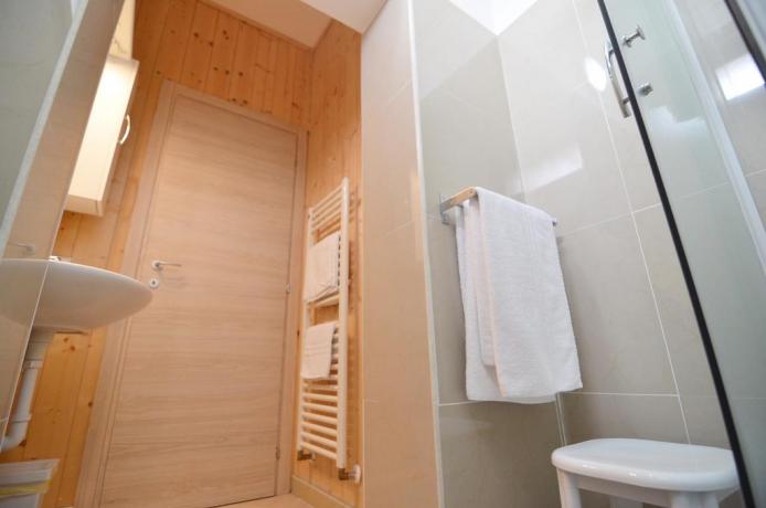 B&B con Camera con Bagno con doccia