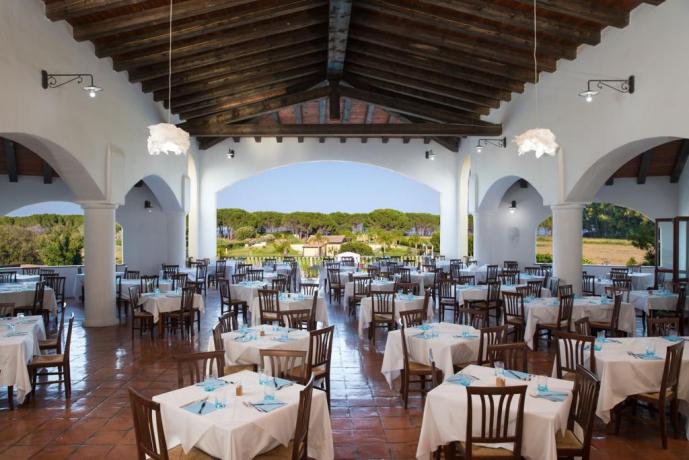 Ristorante per servizio pensione completa in Villaggio 