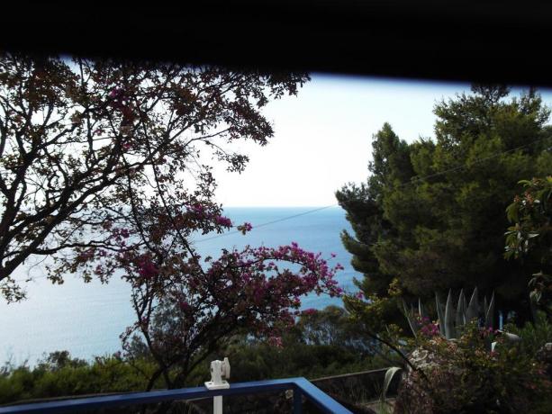 Campeggio per famiglie con appartamenti vista mare