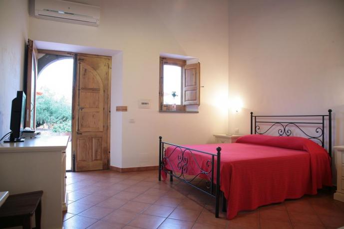 Camere con TV e aria condizionata in Sicilia