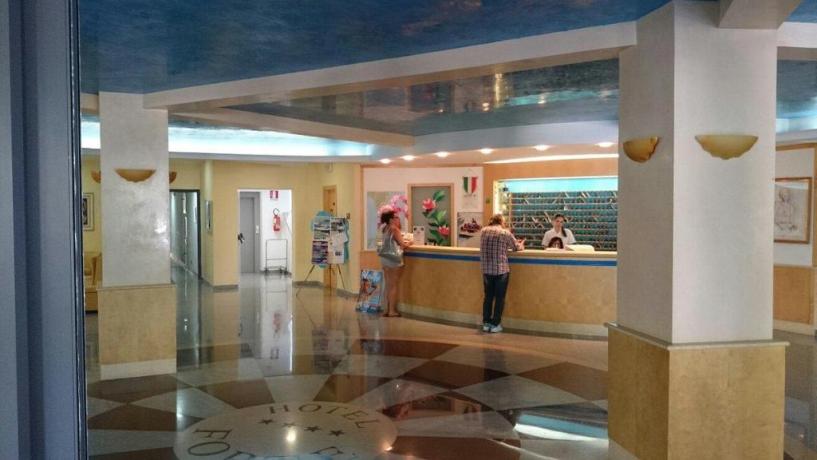 Reception informazioni Resort Club Scalea Calabria 