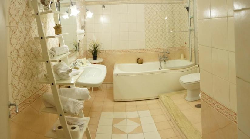 Camera con vasca idromassaggo hotel vicino Napoli