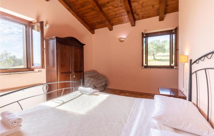 Camera da letto villa vicino Perugia 