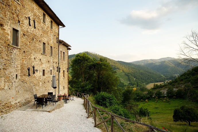 Residenza d'Epoca con Appartamenti e Piscina