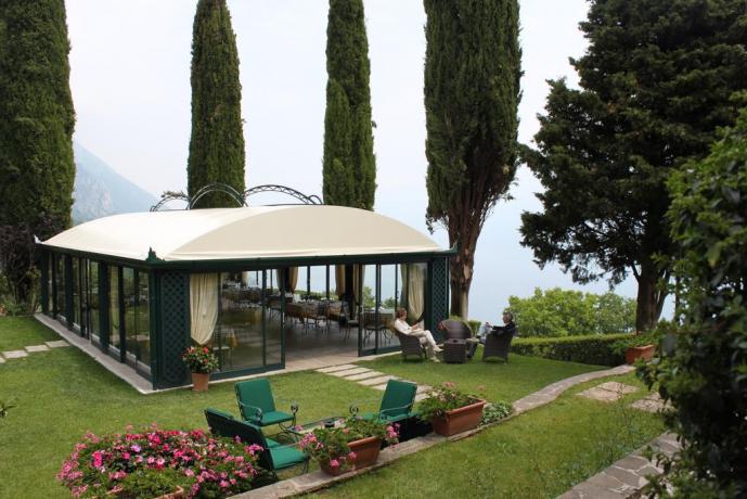 Ristorante Hotel con spazio all'aperto