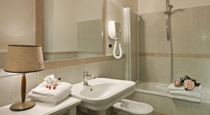 Suite con Vasca in Hotel a Bra