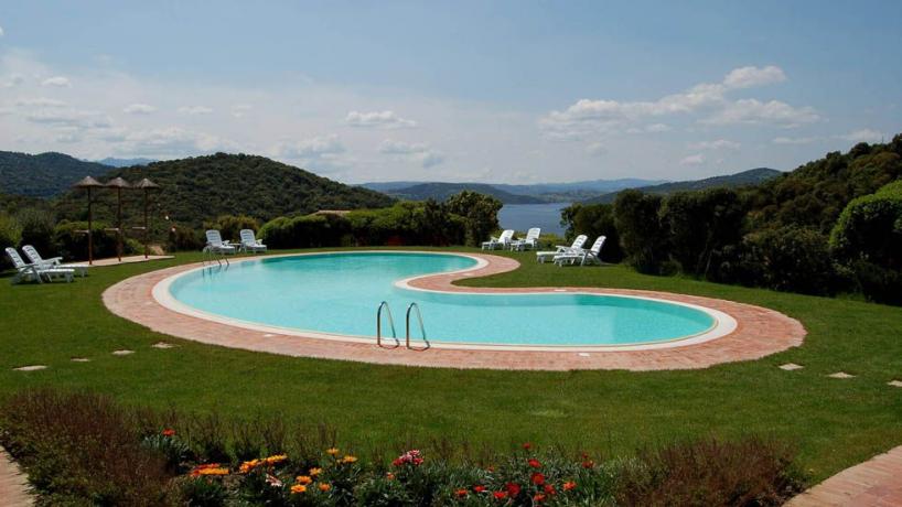 Piscina Resort4stelle ideale Relax Sardegna