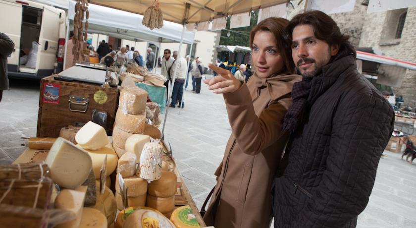 Cucina con prodotti tipici della zona