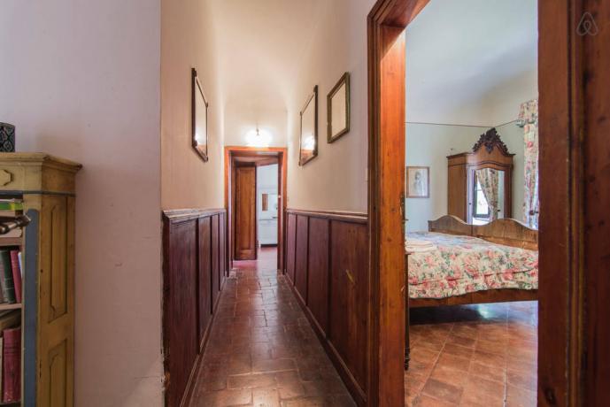 Villa vacanza a Jesi per 8/10/12 persone