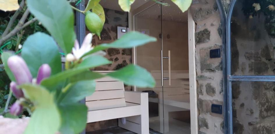 Sauna ad uso esclusivo in villa sul Trasimeno 