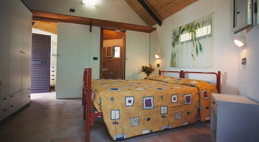 Bungalows in Villaggio con Animazione nel Cilento