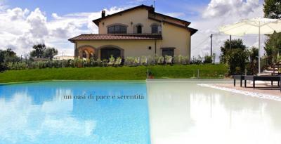 Relais con Piscina, Alvito, Roma