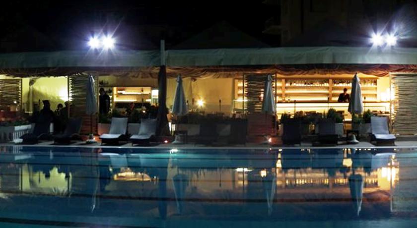 Hotel Residence in Versilia con Piscina