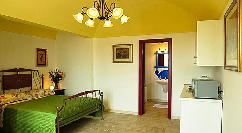 Melograno room ideale Famiglie in Vacanza Masseria