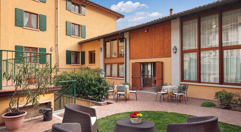 Hotel con Noleggio mountain bike elettriche