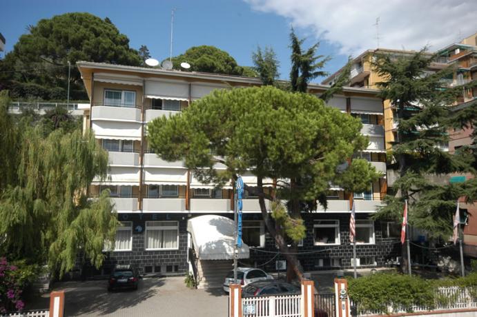 hotel vista mare costiera Ligure Varazze