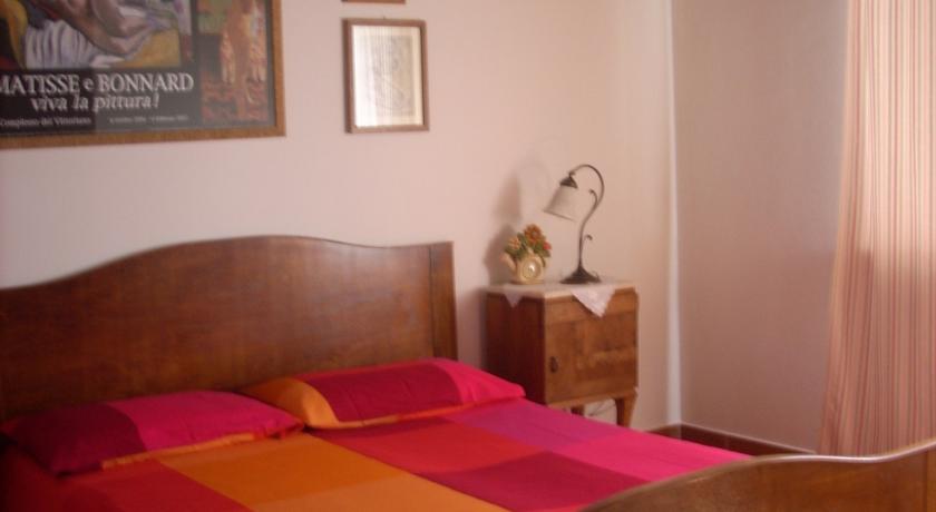 Camera da letto matrimoniale