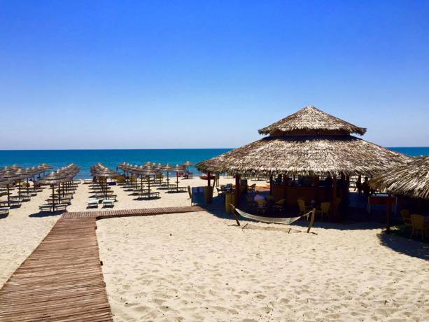 Villaggio con Spiaggia con MiniClub a Bernalda-Matera 