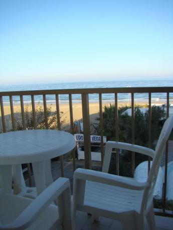 Hotel*** a Silvi, camere con terrazza fronte mare