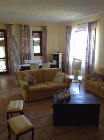 Soggiorno casale vicino Todi ideale per famiglie