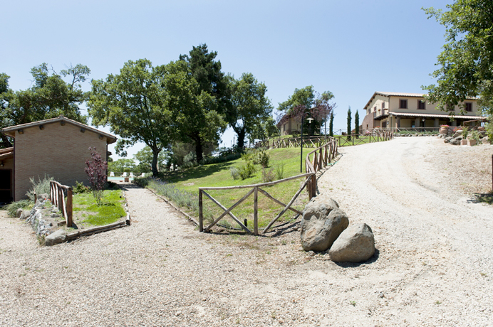 Casale Biagio 2+3, piano terra, Viterbo