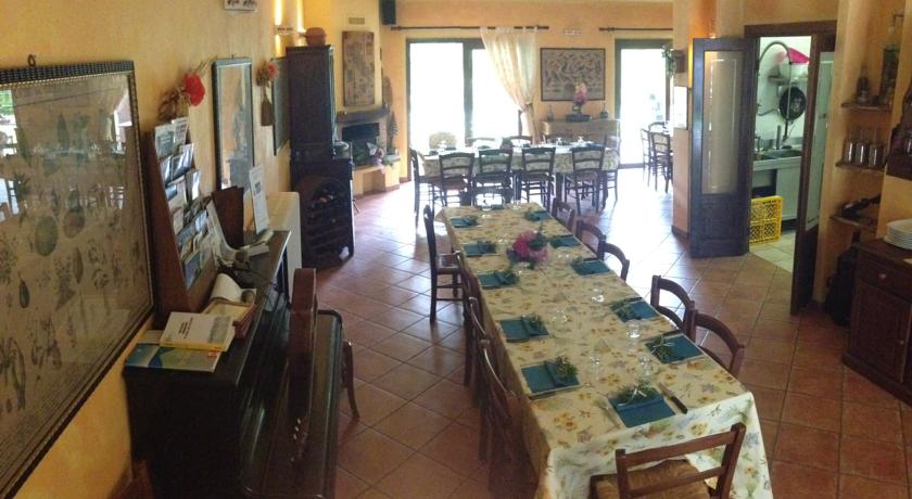 Agriturismo rurale con camino