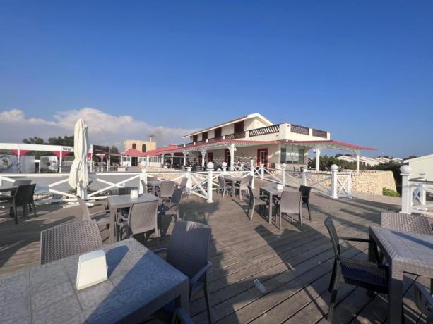 Residence con Bar fronte mare vicino Ragusa 