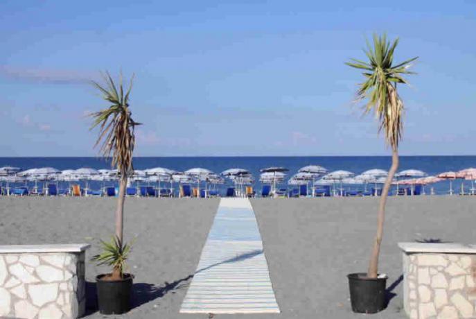 Villaggio vicino Diamante con Animazione e Miniclub