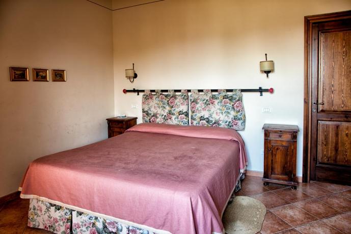 Camera matrimoniale in appartamento vacanza Bettona
