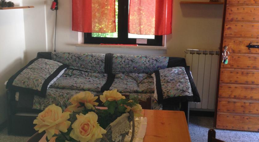 Soggiorno degli appartamenti con divano letto