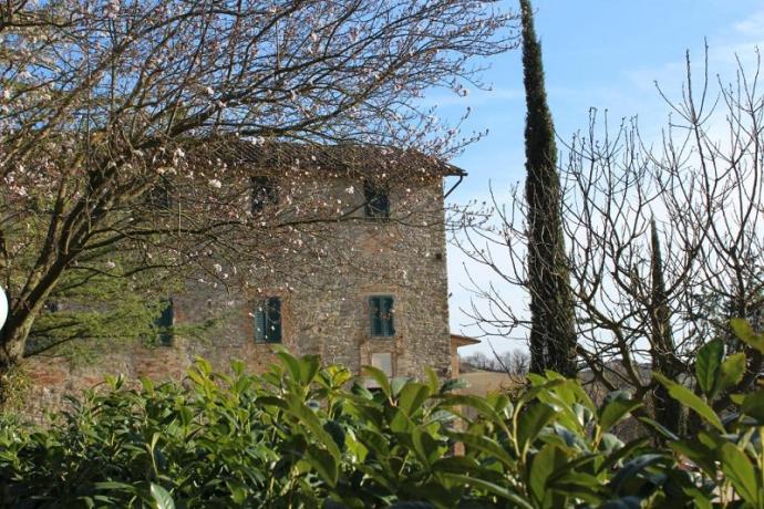 Casale in Campagna Umbra vicino Perugia 