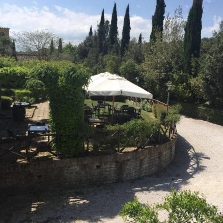 Ristorante esterno in Residence a Narni