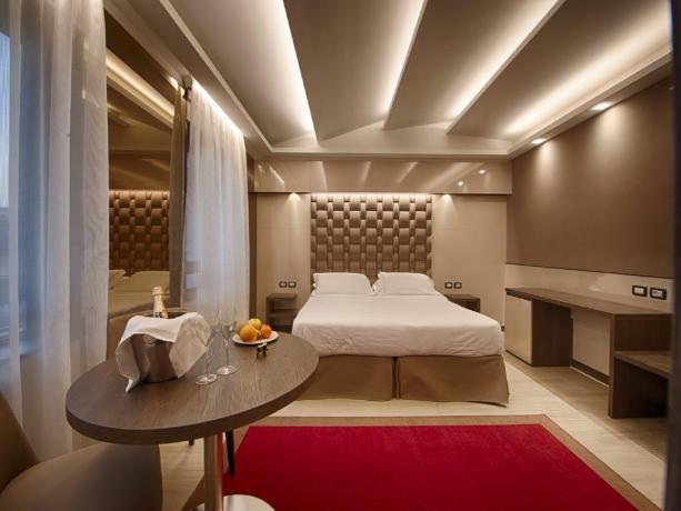 Suite a Castelvetro Modena con Ristorante, coppia/familgia