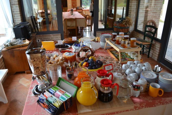 Colazione a Buffet prodotti tipici Agriturismo Umbria