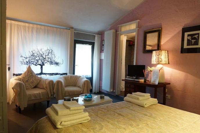 B&B vicino Todi con TV in camera matrimoniale