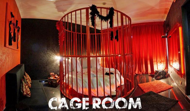 Cage room con letto tondo