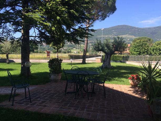 Residenza ad Assisi con ampia zona esterna