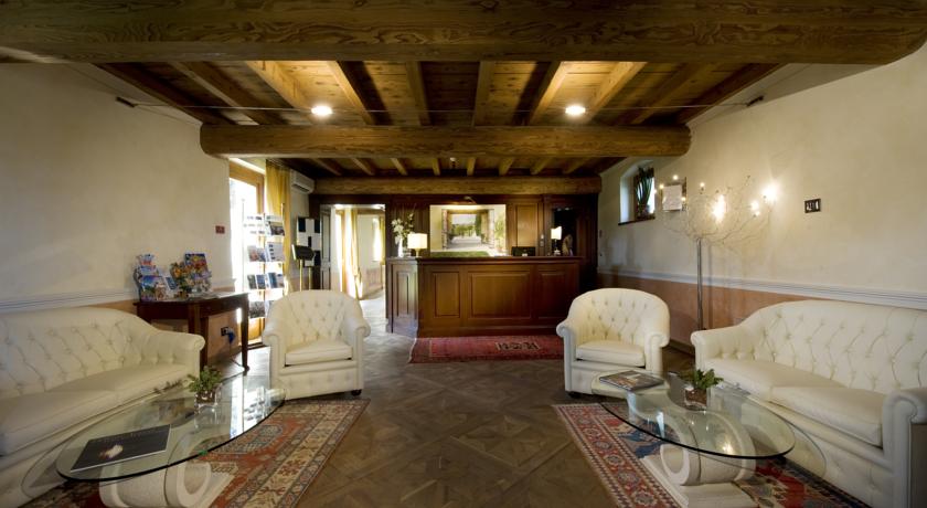 Elegante Relais con Suite e Centro Benessere