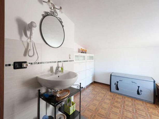 Bagno in comune n. 2 Bed-and-breakfast Appennino-Parmense Valtaro