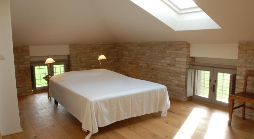 Suite in Stile Rustico in Casale Umbria