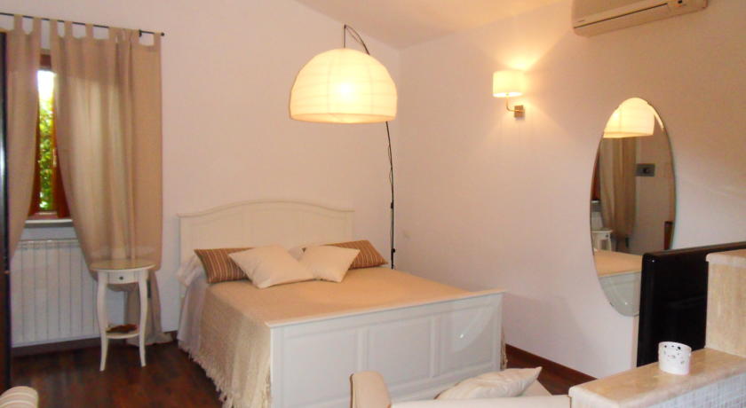 Suite con Idromassaggio in Hotel a Bracciano 