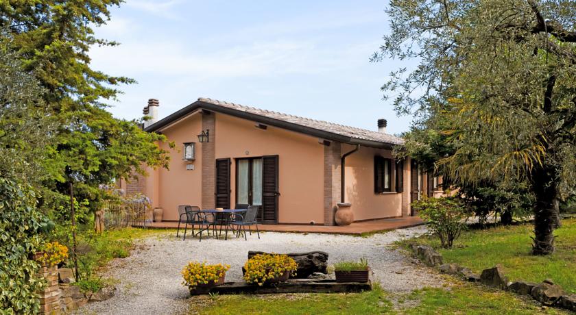 Appartamento con tavolo esterno riservato