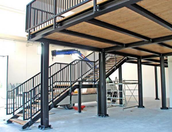 Soppalco prefabbricato acciaio e legno scale da interno ed esterno ... Scala acciaio e legno