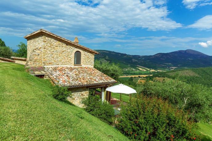 Vicino a Umbertide Appartamenti-Vacanza di Lusso con Piscina 