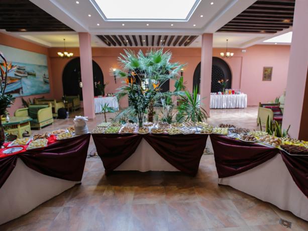 Ristorante All inclusive Villaggio con Cucina Italiana 